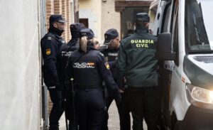 Imagen de archivo de agentes de la Policía Nacional y Guardia Civil. Foto: Rebeca Arango.