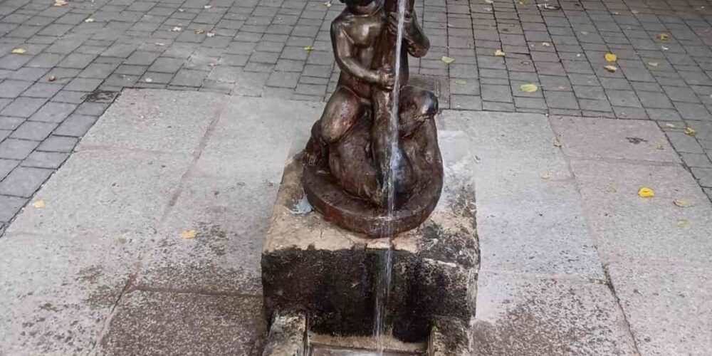 Imagen de la fuente restaurada en Cuenca.