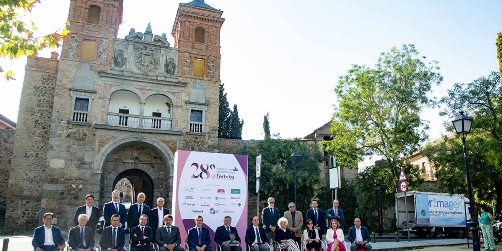 Foto de familia antes de la presentación de los Galardones de Fedeto. Foto: Rebeca Arango.