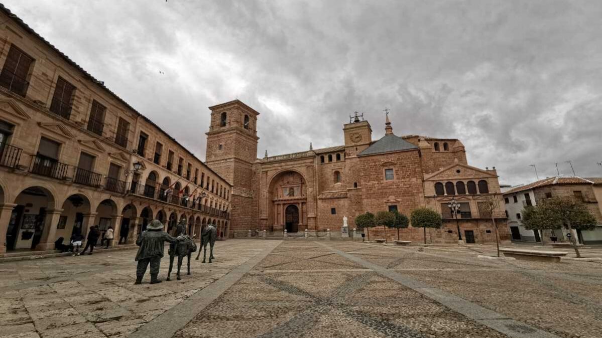 Plaza Mayor de Villanueva de los Infantes. Imagen: Oficina de turismo de Villanueva de los Infantes.