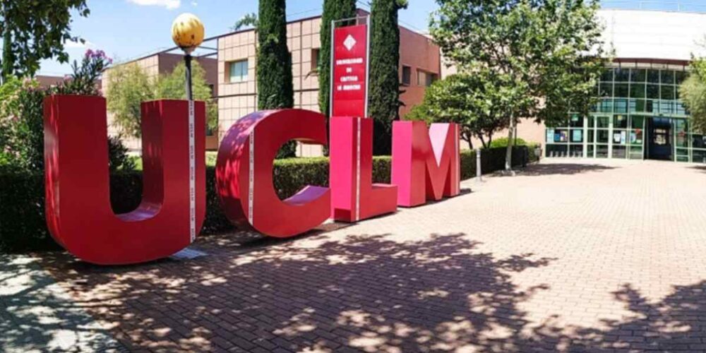 letras de la uclm en Talavera