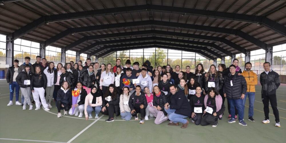 Alumnado participante en la marcha