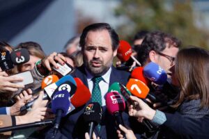 El presidente del Partido Popular en Castilla La-Mancha, Paco Núñez a su llegada a la reunión de la Junta Directiva Nacional del partido en Madrid este lunes. EFE/ Javier Lizón