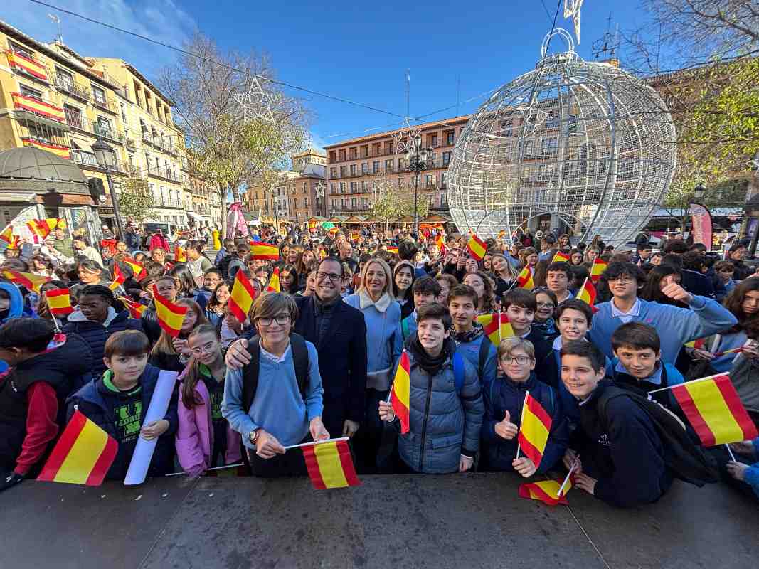 Celebración del aniversario de la Constitución en la plaza de Zocodover.
