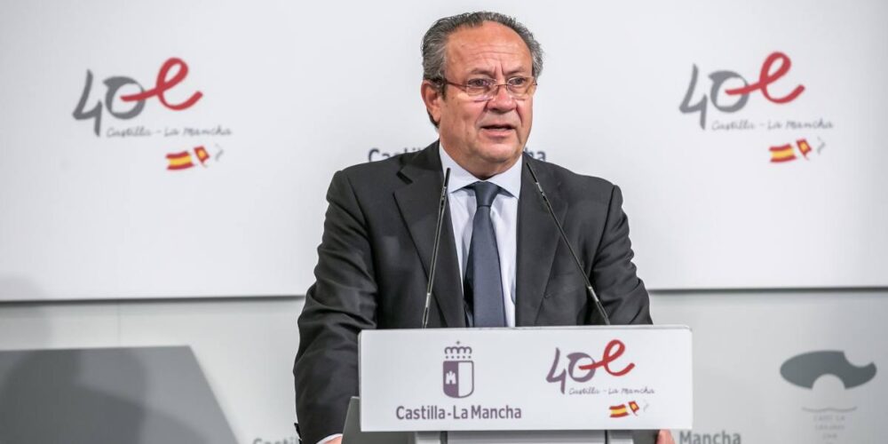 Juan Alfonso Ruiz Molina, consejero de Hacienda y Administraciones públicas de CLM.