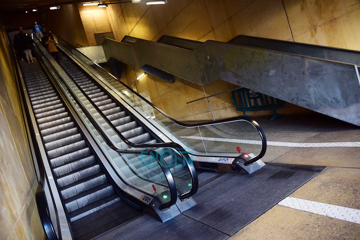Escaleras Mecánicas del Palacio de Congresos, en el Miradero. Foto: Rebeca Arango.