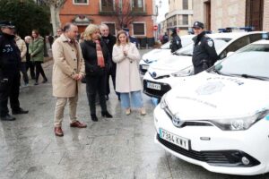 Madrid cede siete coches a la Policía Local de Talavera.