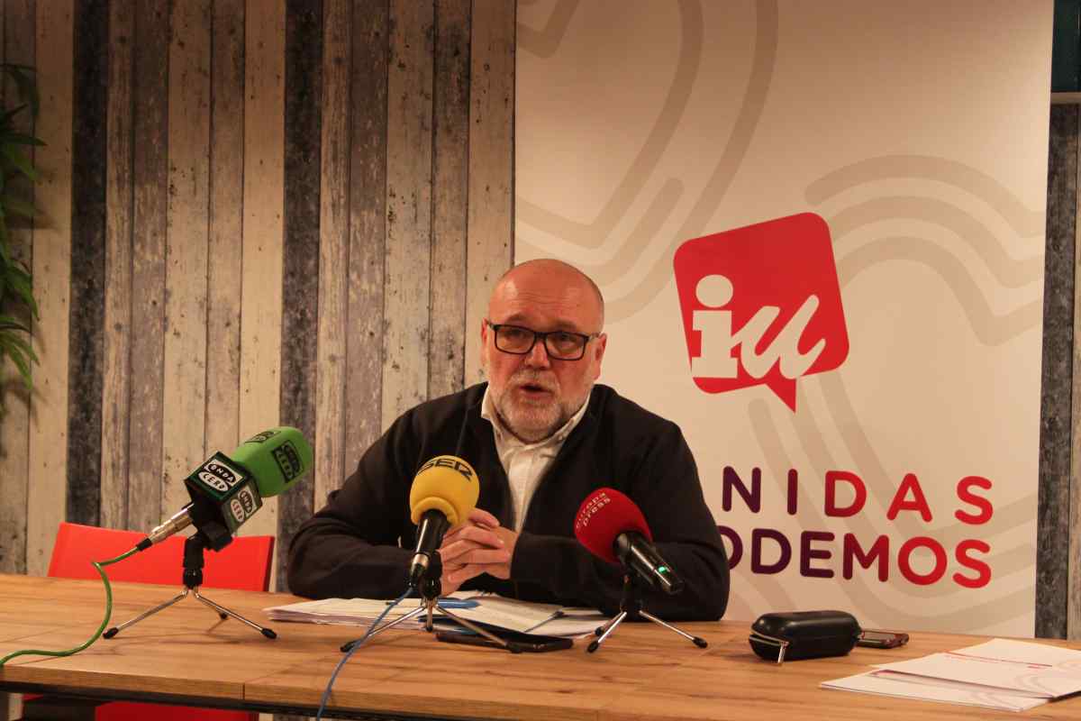 El concejal de IU-Podemos en el Ayuntamiento de Toledo, Txema Fernández.