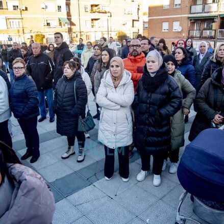 Imagen de la concentración en el CEIP Rosa Parks, en Toledo. Imagen: Rebeca Arango.
