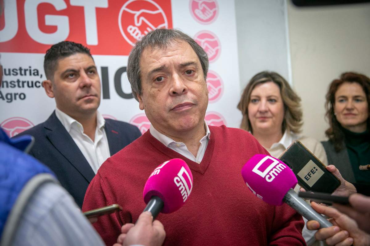 Mariano Hoya: "No se puede perder la vida por trabajar". Foto: Gobierno de CLM.