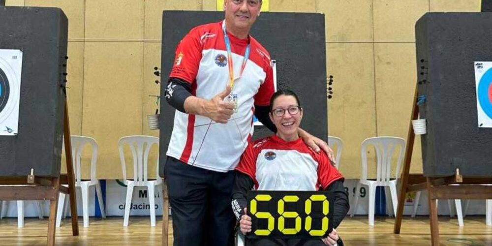 Isabel Fernández bate el récord de España en tiro con arco.