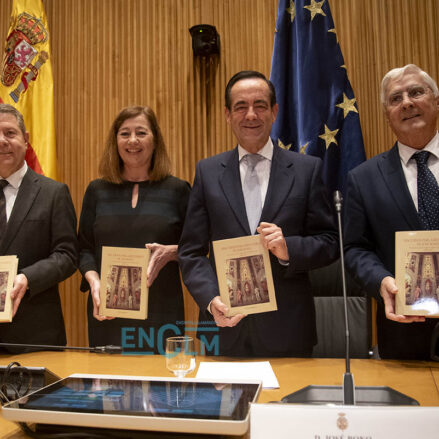 Presentación del libro de Bono en el Congreso