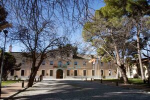 Edificio Sabatini del Campus de la Fábrica de Armas de la UCLM