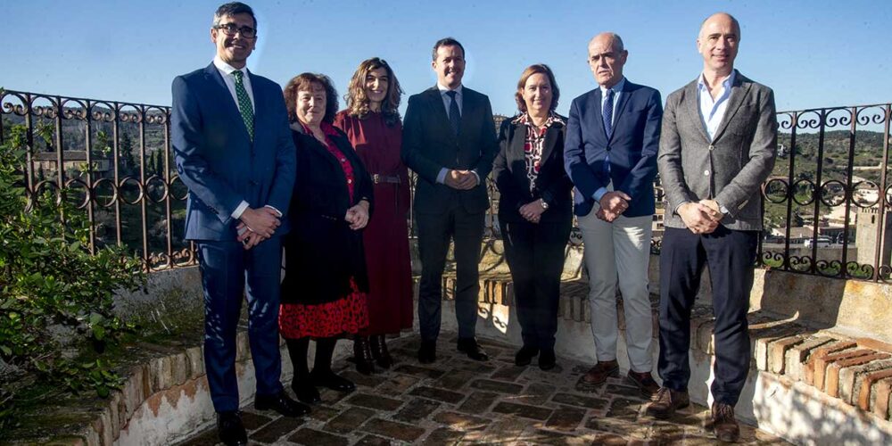 Firma del convenio de colaboración de la candidatura de Toledo para ser Capital Europea de la Cultura en 2031. Foto: Rebeca Arango/ENCLM