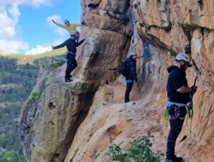 El alpinismo será una de las principales actividades del club 'Puente de Roca'.