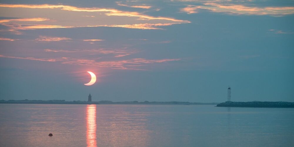 Eclipse parcial solar en Delaware (EEUU). Foto: NASA.