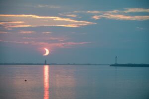 Eclipse parcial solar en Delaware (EEUU). Foto: NASA.