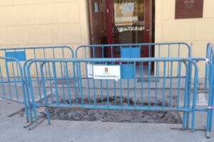 El Ayuntamiento trabaja por solucionar el hundimiento del pavimento en la plaza del Pan