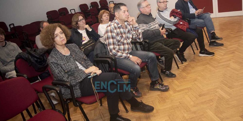 Consejo de Participación del barrio de Santa Bárbara, en Toledo. Foto: Rebeca Arango.