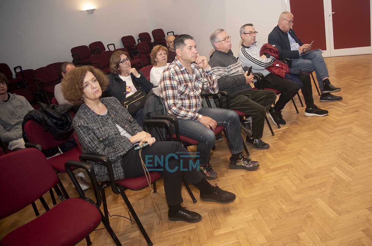Consejo de Participación del barrio de Santa Bárbara, en Toledo. Foto: Rebeca Arango.
