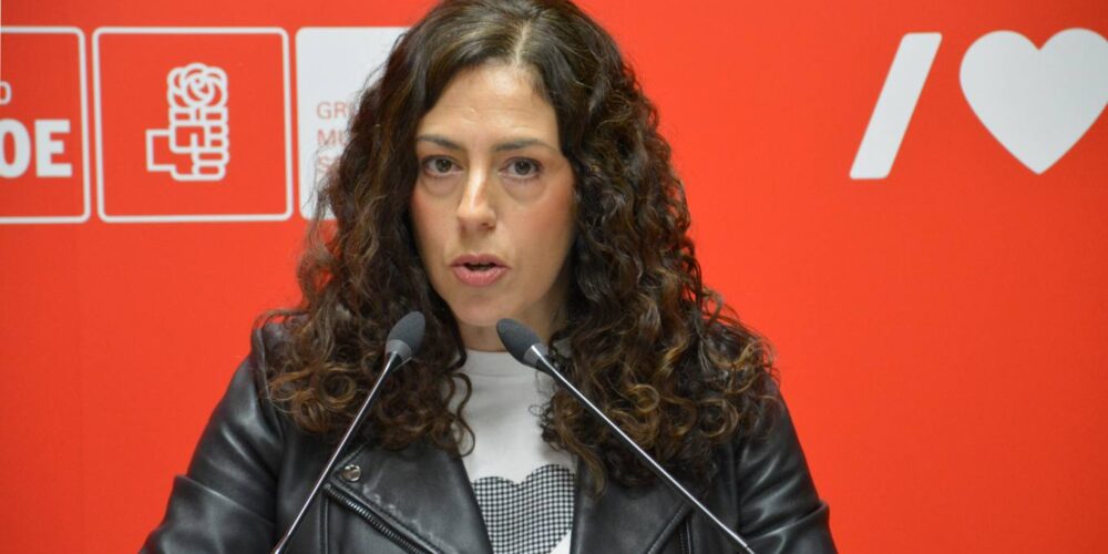 Noelia de la Cruz acusa a Velasco de inactividad.