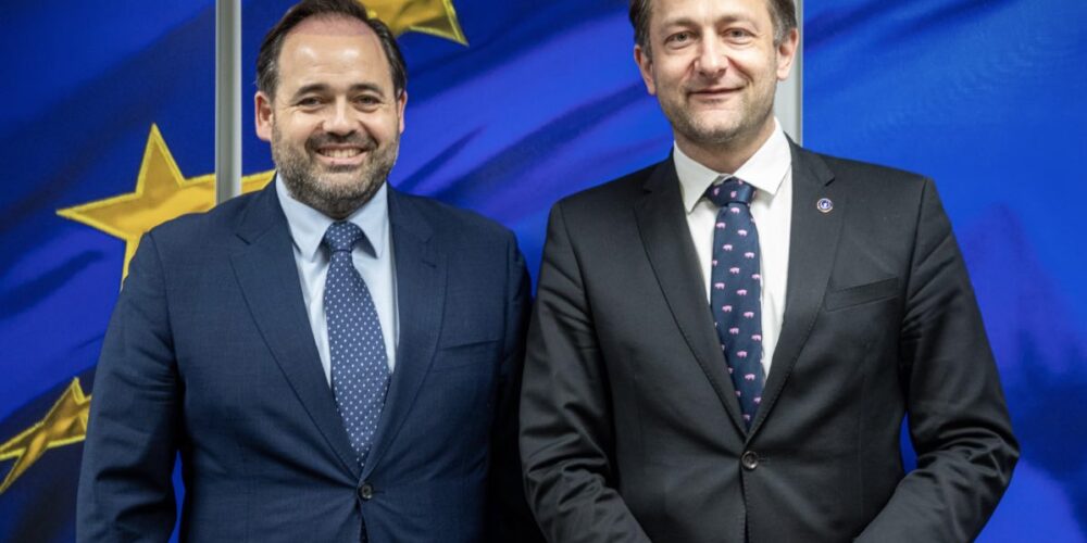Paco Núñez se reune con Christophe Hansen. Foto: PP C-LM