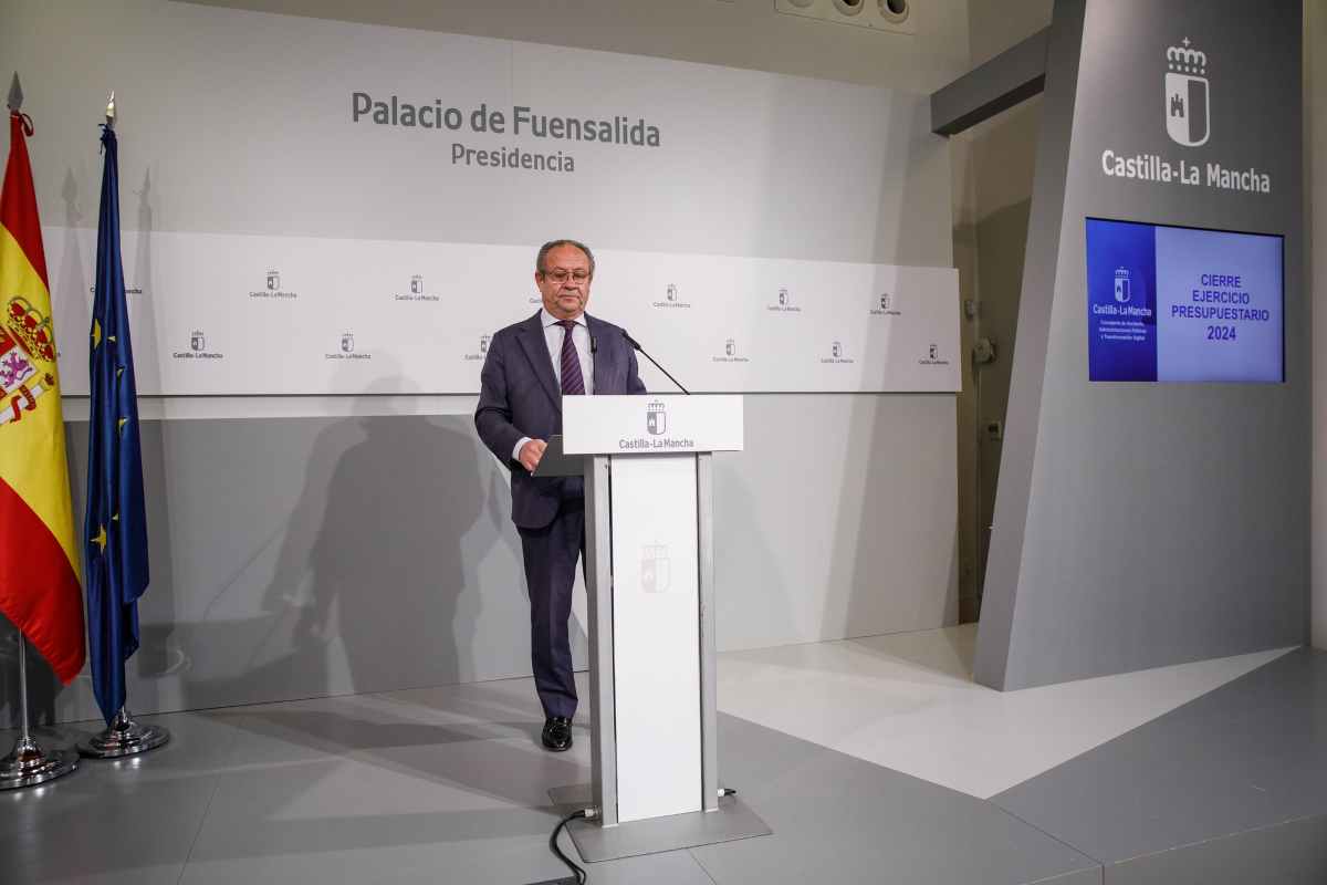 El consejero de Hacienda, Administraciones Públicas y Transformación Digital, Juan Alfonso Ruiz Molina.