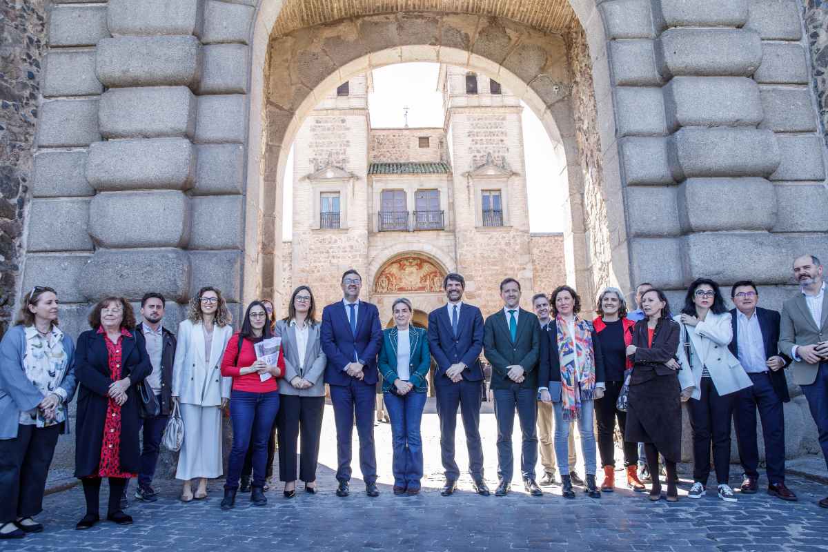 Visita a la Puerta de Bisagra y las murallas de Toledo, donde se hará una intervención para proteger zonas afectadas.