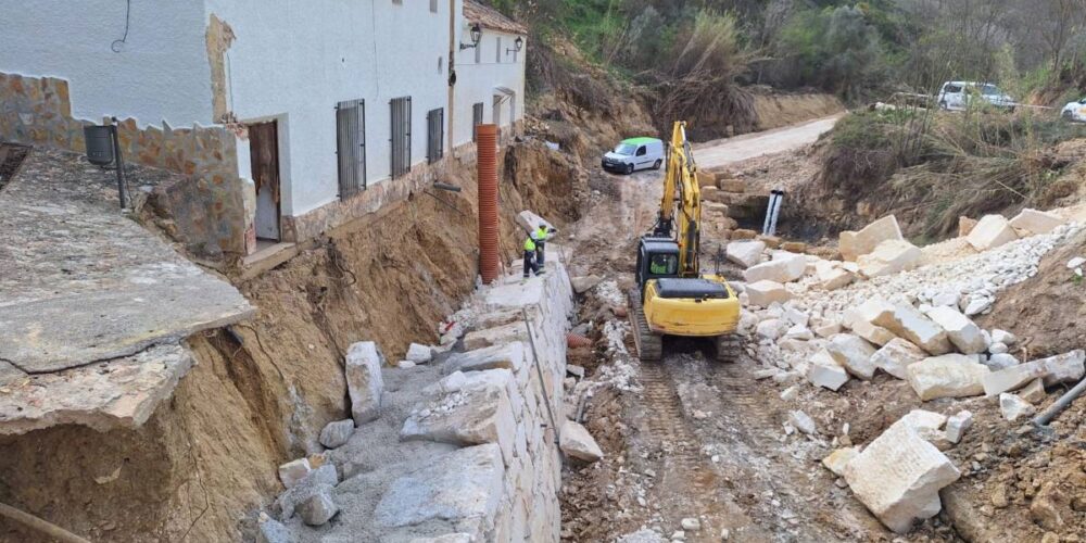 Trabajos de la Confederación Hidrográfica del Segura (CHS) en Letur (Albacete) tras la DANA