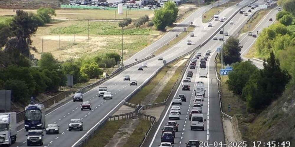 La A-5 a la altura de Ocaña (Toledo) este domingo. Foto: DGT