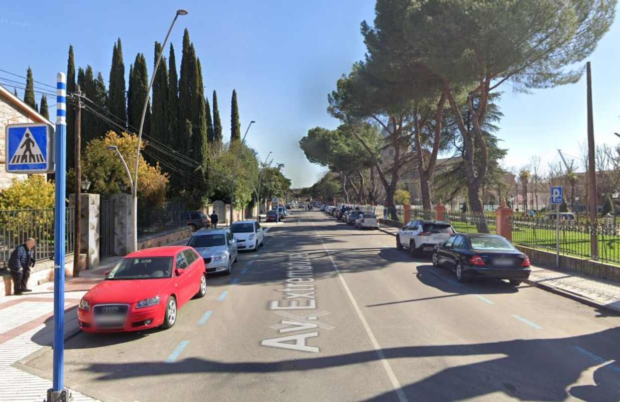 Atropellan con un turismo a un ciclista en la avenida de Extremadura de Talavera.