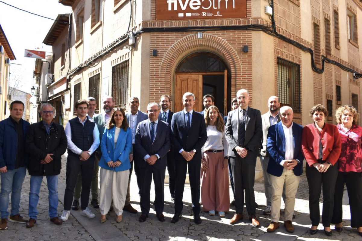 El Gobierno de Castilla-La Mancha impulsa el Hub de innovación digital de Escalona como referente en turismo inteligente y movilidad sostenible