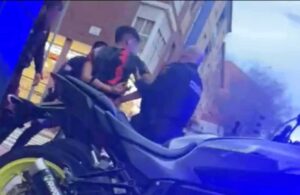 Imagen del altercado que se produjo ayer en un supermercado de la calle General Villalba.