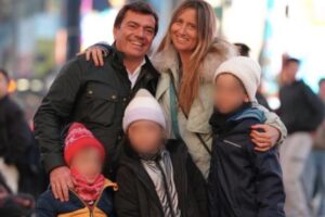 La familia Escobar-Camprubí fallecida en el accidente de un helicóptero en Nueva York. Foto compartida en redes sociales por los familiares de los españoles