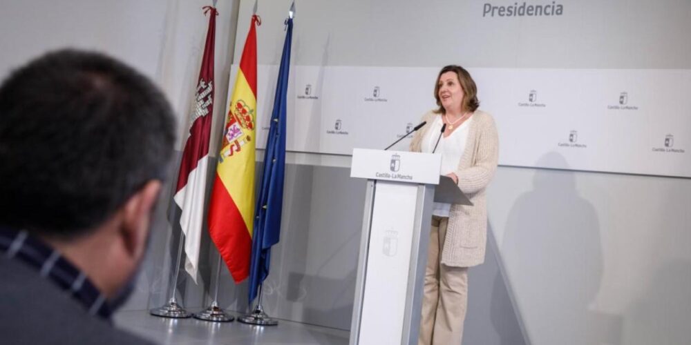 Patricia Franco dio cuenta de las ayudas a los autónomos en Castilla-La Mancha.