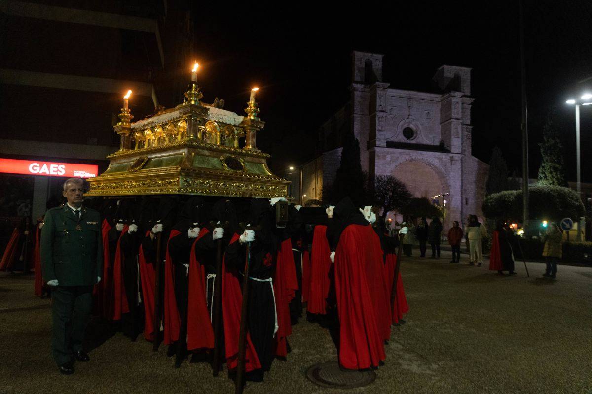 Cofradía del Cristo Yacente del Santo Sepulcro, de la Semana Santa de Guadalajara.