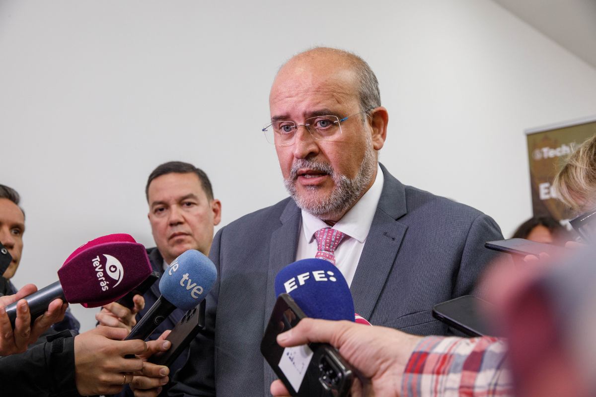Guijarro inauguró un congreso europeo en Toledo.