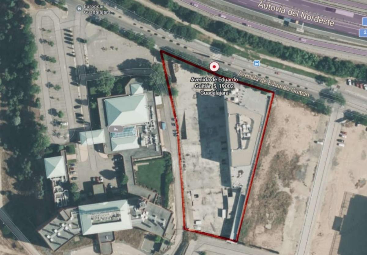 Parcela del futuro hotel cuatro estrellas Guadalajara
