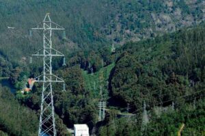Naturgy invertirá 1.330 millones hasta 2028 en digitalizar y reforzar su red eléctrica en España.