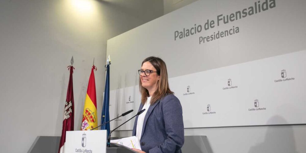 La consejera Portavoz del Gobierno regional, Esther Padilla.