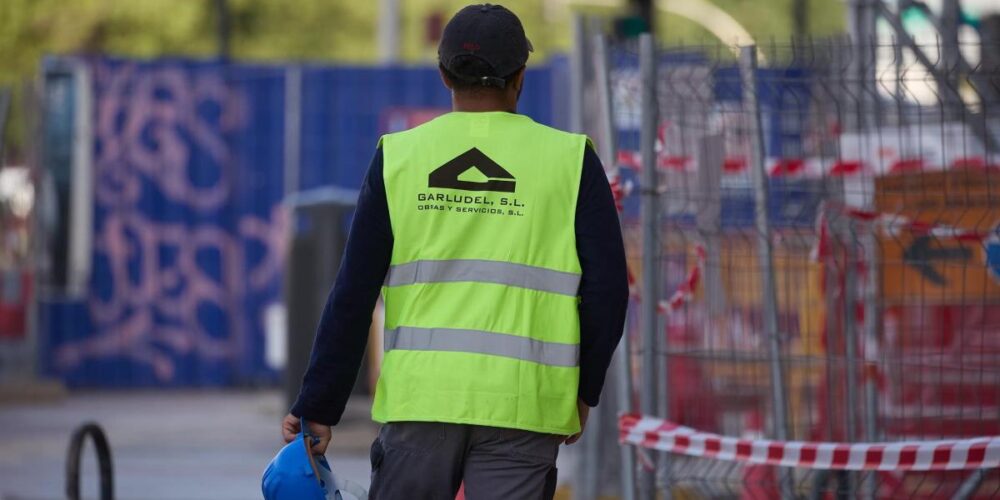 Imagen de un trabajador. Foto: EFE.
