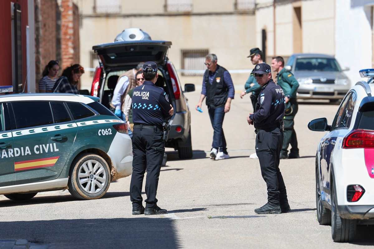 El suceso se ha producido en la calle Arco Iris de La Puebla de Almoradiel (Toledo). Imagen: Efe/Ismael Herrero
