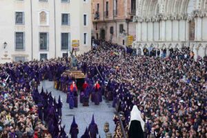 Procesión Camino del Calvario, en Cuenca, conocida como Las Turbas. Foto: Sandra Escudero.