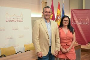 Adrián Fernández, vicepresidente cuarto de la Diputación, y Rocío Zarco, portavoz de la Diputación