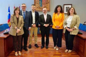 Campo de Criptana, primera parada de la Mesa de las Cortes regionales en su periplo fuera de su sede