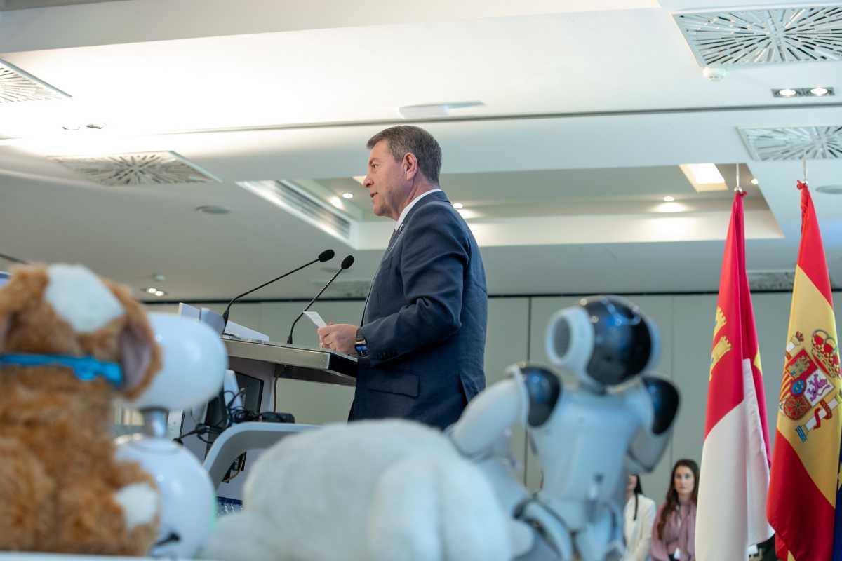 Emiliano García-Page durante su intervención en el I Congreso de Tecnodependencia