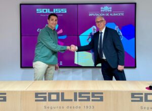 Daniel Sancha, diputado de Deportes de la Diputación de Albacete y José Javier del Cerro, director comercial de Soliss.