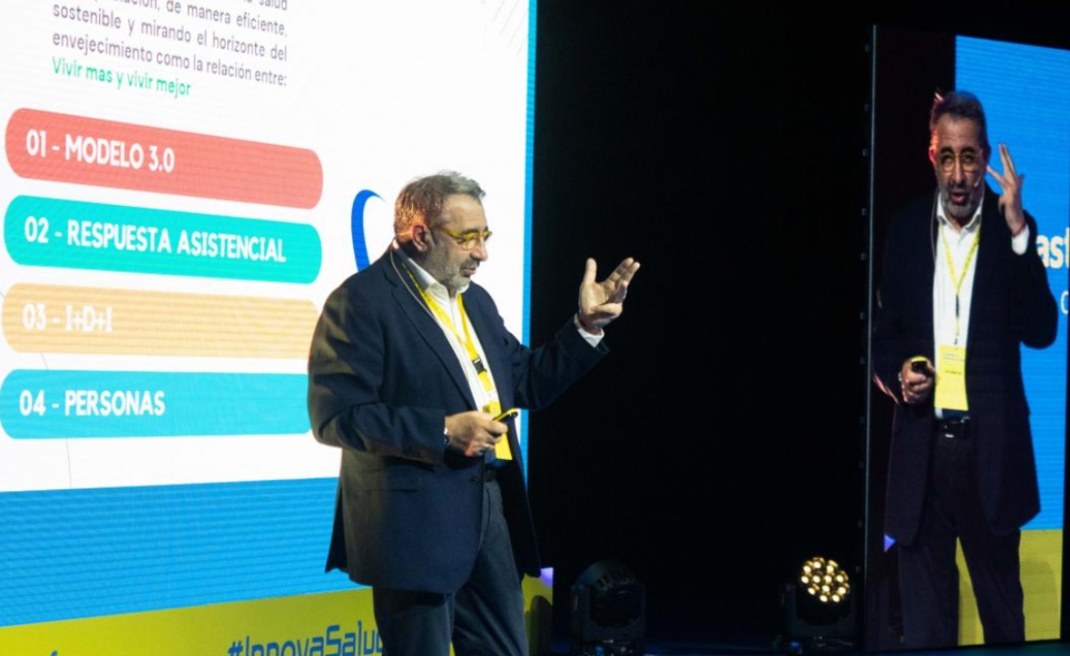 El consejero de Sanidad, Jesús Fernández Sanz, en las V Jornadas de Innovación en Salud, celebradas en Albacete