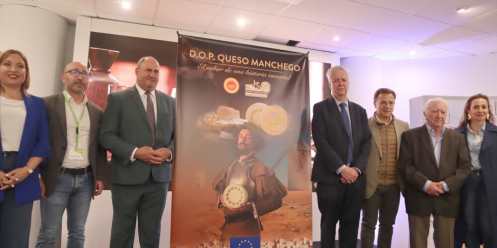 Presenta en Expovicaman la nueva campaña de promoción de la Denominación de Origen del Queso Manchego