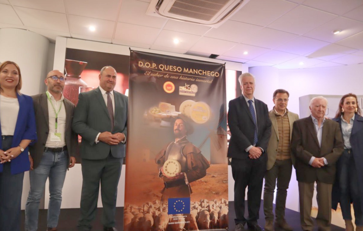 Presenta en Expovicaman la nueva campaña de promoción de la Denominación de Origen del Queso Manchego